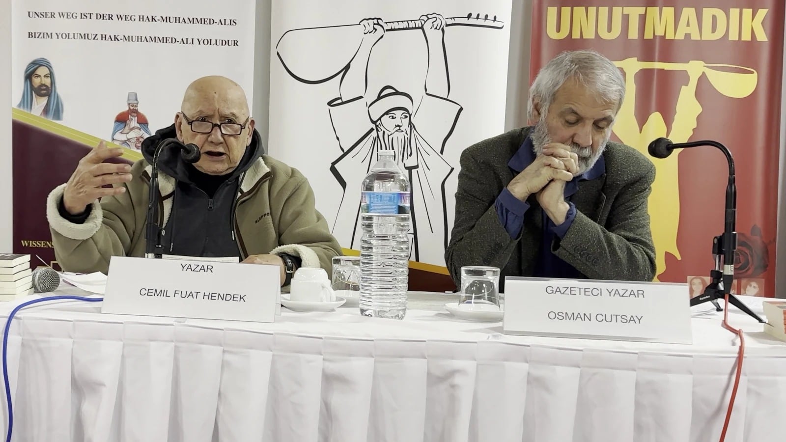 İki yazar tane tane anlattı: Almanya'da AfD nasıl ve neden yükseldi?