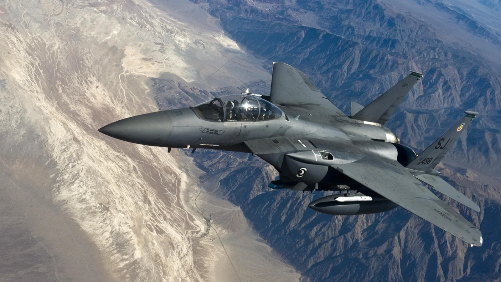 Bundeswehr’den yeni karar: Savaş jetleri 76 metreye kadar alçalabilecek