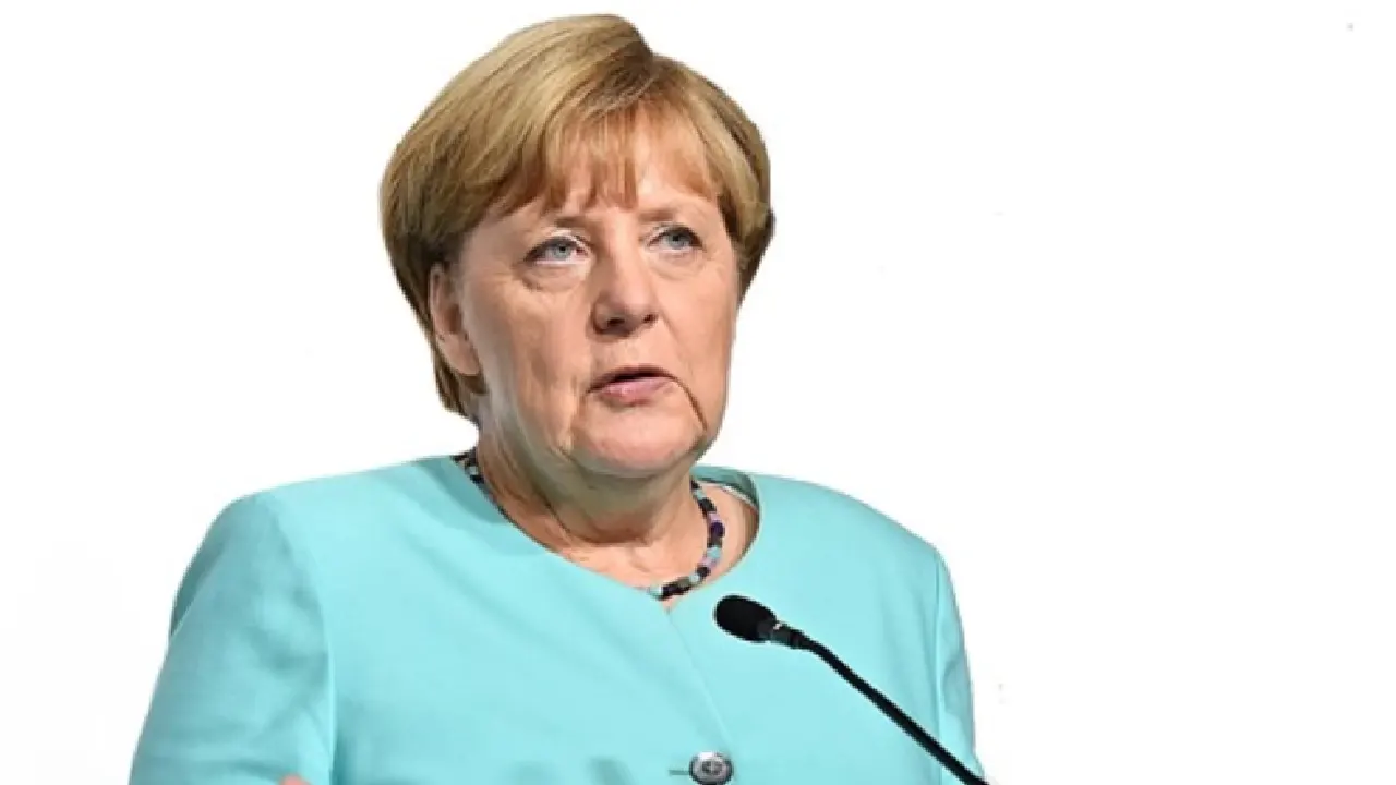 Eski Şansölye Merkel: "ABD ile büyük bir mücadele bizi bekliyor"