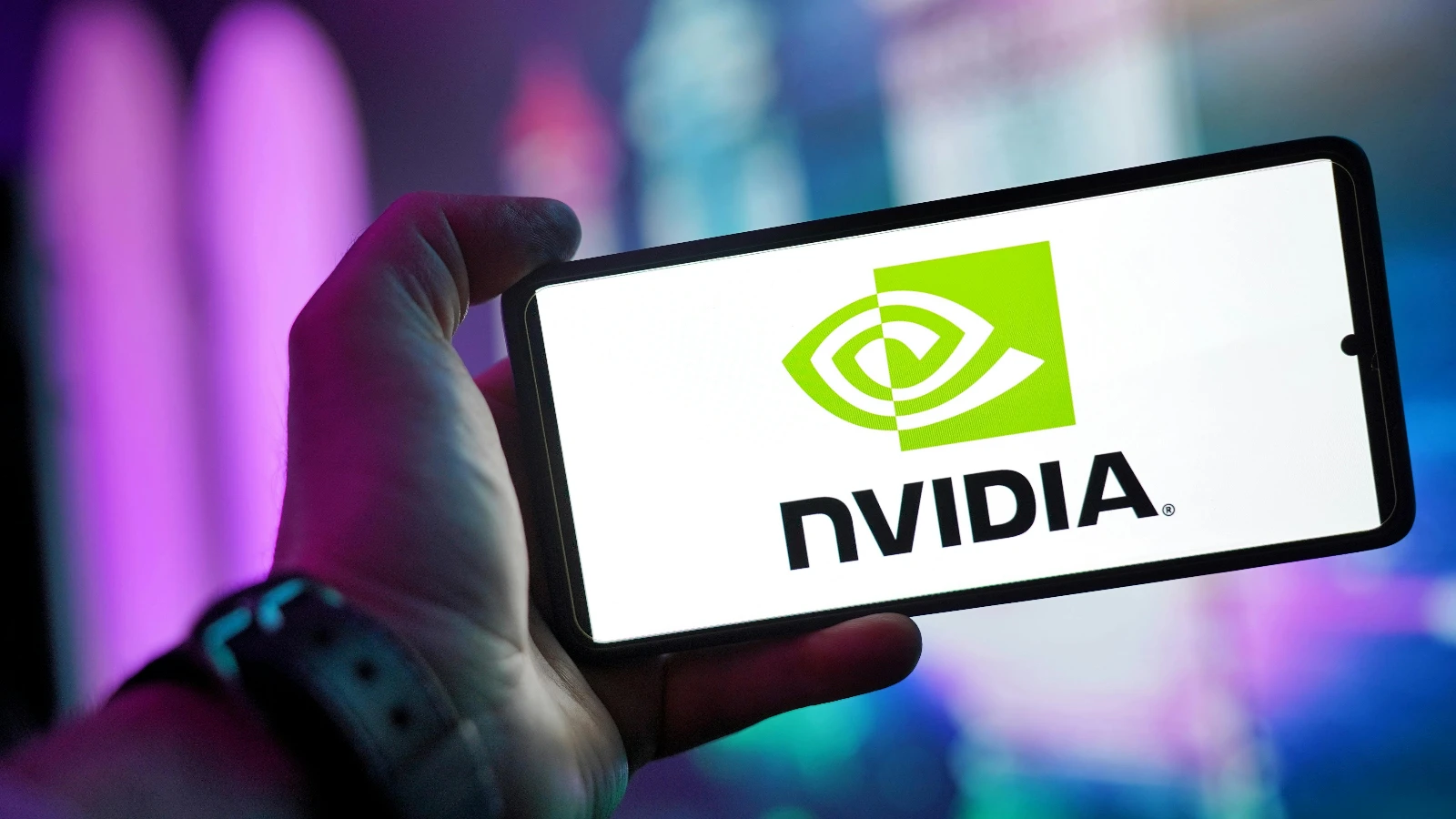 Nvidia küresel piyasalarda Apple’ın tahtını devraldı