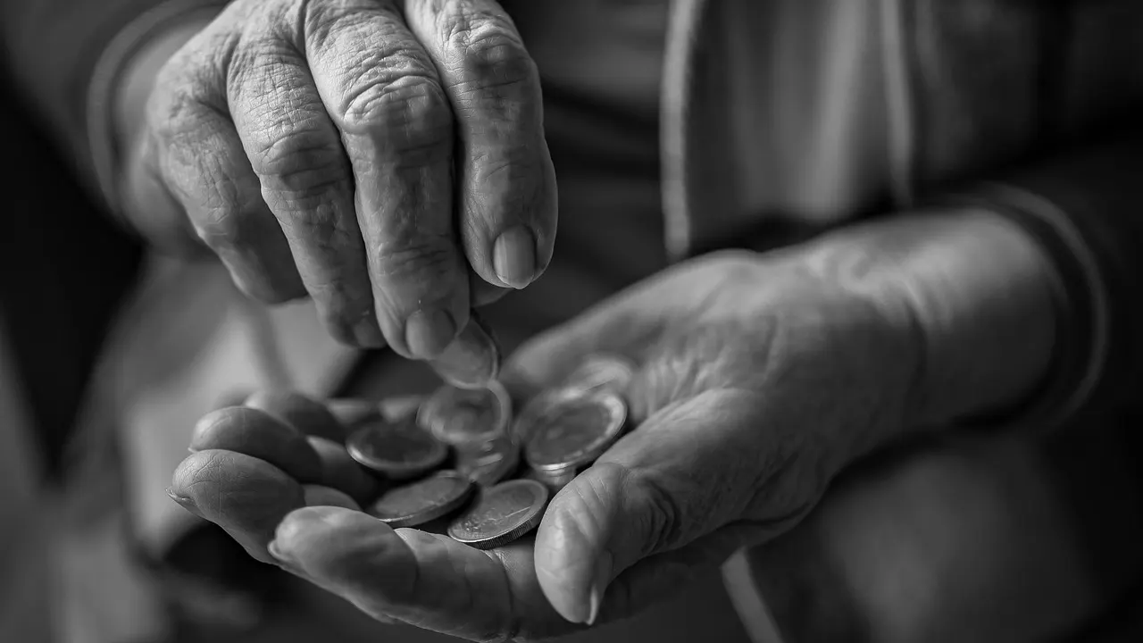 Almanya’da emeklilerin yoksulluğu rekor kırdı