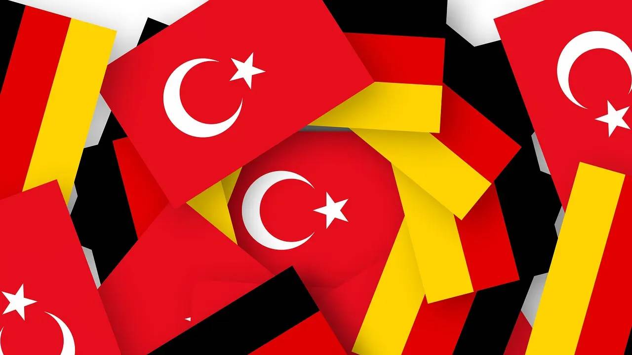 Türkler "teşvikle" Almanya'yı bir bir terk ediyor