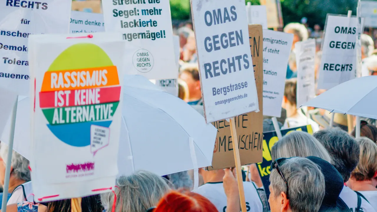 AfD kongresi "tarih" seçimiyle tartışma yarattı: 100. yıla denk getirdiler!