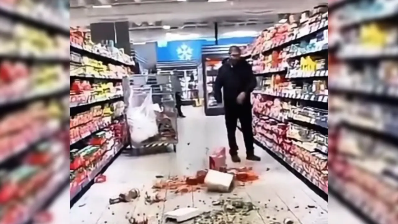 Thüringen’de Kaufland'da kaos: Psikolojik kriz geçiren Afgan ortalığı birbirine kattı