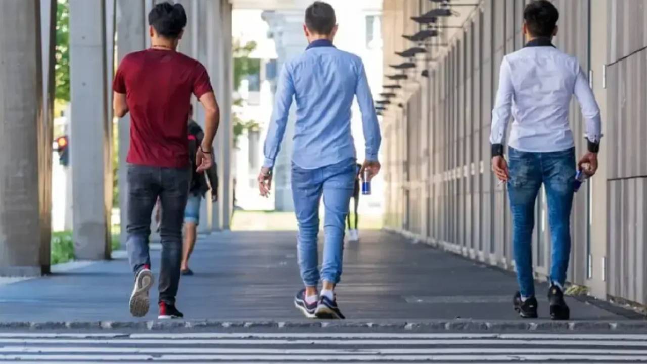 Almanya İçişleri Bakanı, Merkel dönemindeki göç politikasını eleştirdi