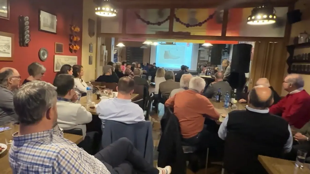 Frankfurt Felsefe Kulübü'nden bilim tarihine yolculuk