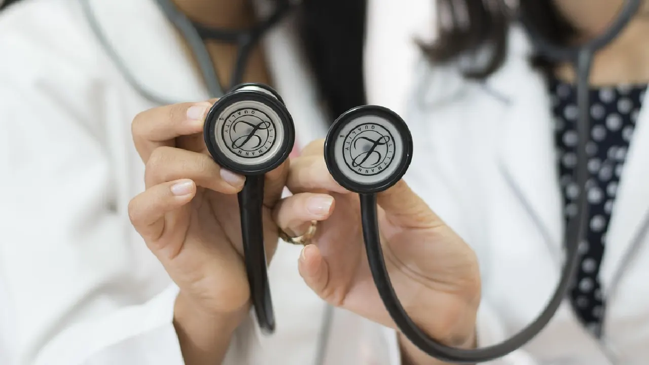 Almanya’da doktor randevuları uzayabilir: 50 günü aşabilir