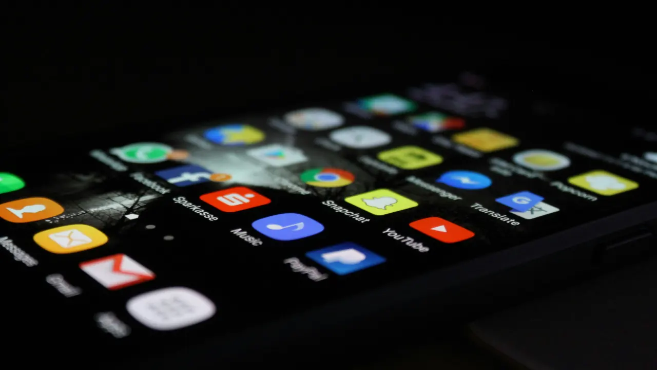 Play Store üzerinden yayılan zararlı yazılım milyonlarca kullanıcının telefonuna girdi