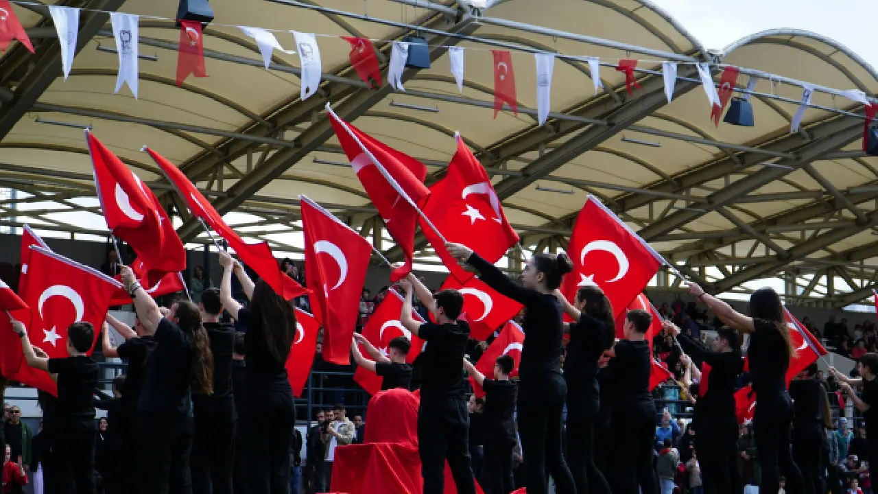 Köln’de 23 Nisan coşkusu