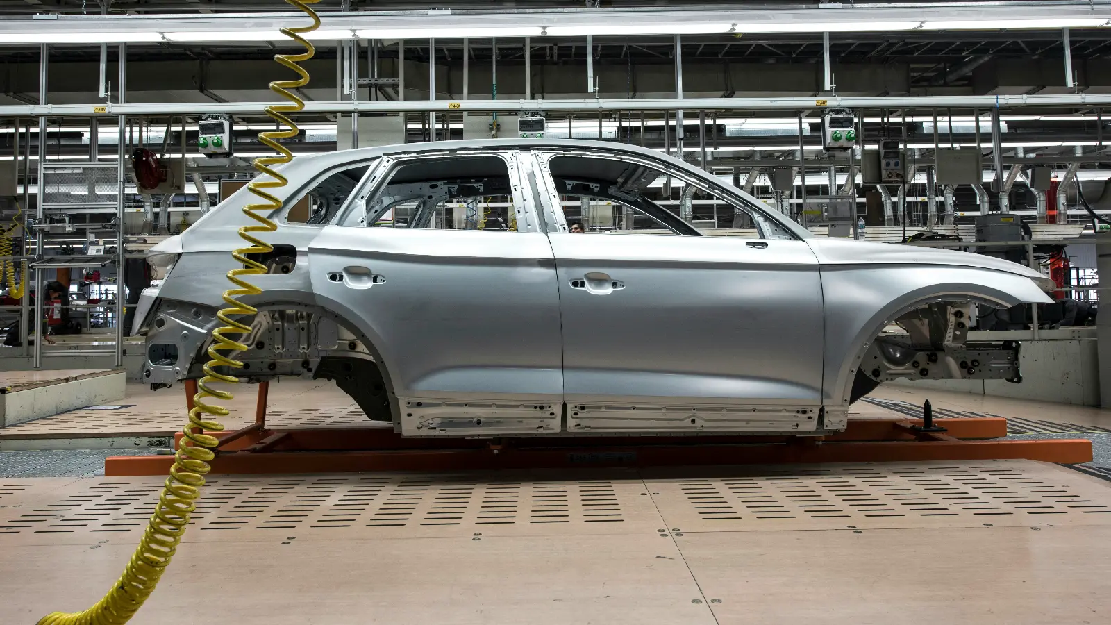 Alman otomotivinde yeni dönem Çinli elektrikli otomobiller VW fabrikalarında üretilebilir