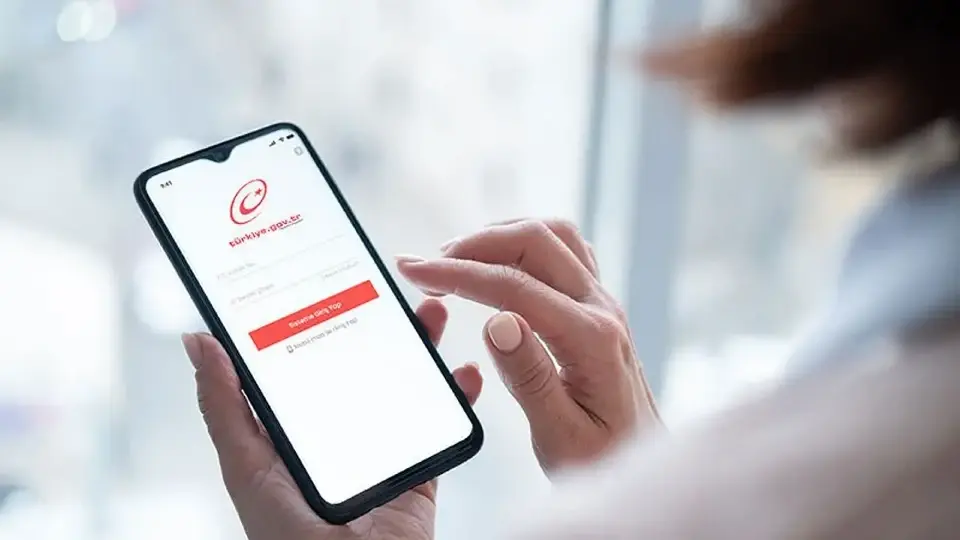 e-Devlet’te yeni dönem: Yurt dışındaki Türkler için acil durum sistemi açıldı