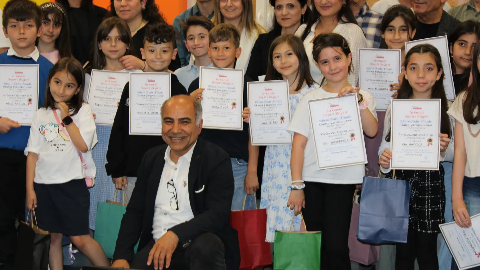 Oberhausen’da İki Dilli Okuma Yarışmasının Finali Büyük İlgi Gördü