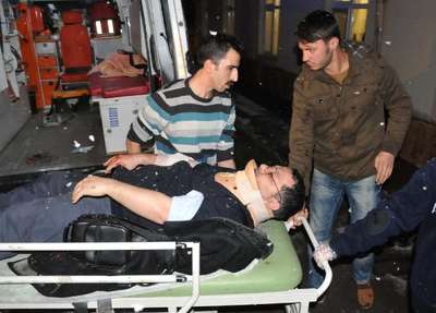 SİVAS'TA YOLCU OTOBÜSÜ DEVRİLDİ: 51 YARALI