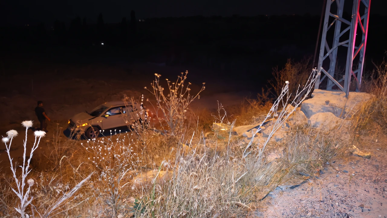 Nevşehir’de Münih plakalı otomobil şarampole savruldu, 2 kişi yaralandı