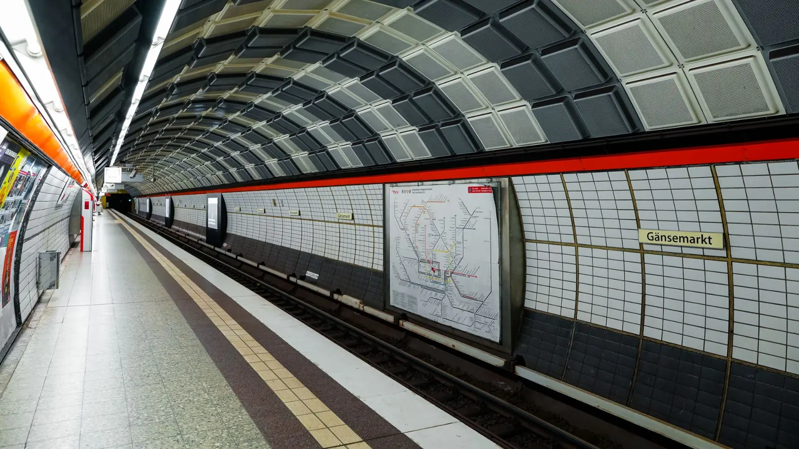 Hamburg'da U3 metro hattı kapanıyor! 19 Ekim'den itibaren ulaşım değişiyor