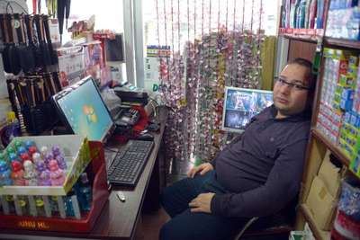 Güvenlik kamerasındaki Suriyeli hırsızlar aranıyor