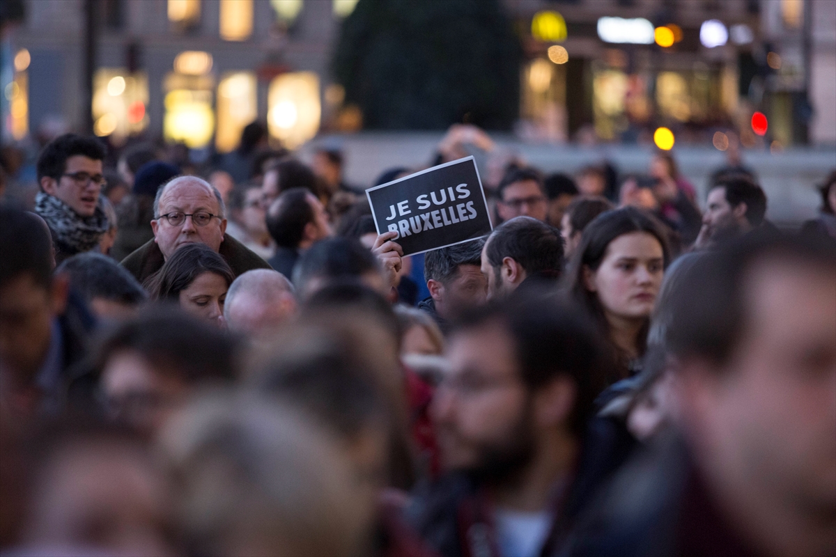 Independent: Aynı hassasiyet neden Ankara'ya gösterilmedi?