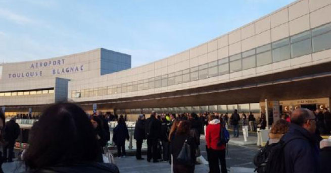 Fransa'da havalimanı boşaltıldı