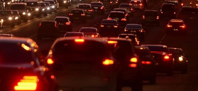 Almanya'da otoyol vergisi onaylandı