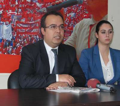 İşçi Partisi İzmir İl Başkanı Tugay Şen; 'İşçi Partisi, Vatan Partisi adını alacak'- Yeniden