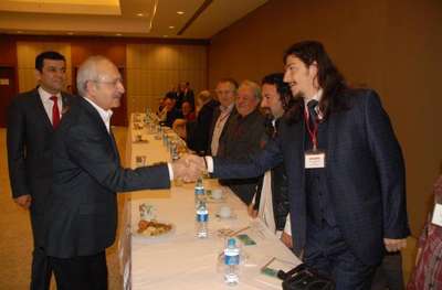 Kılıçdaroğlu Denizli'de işçilerle kahvaltı yaptı (2)