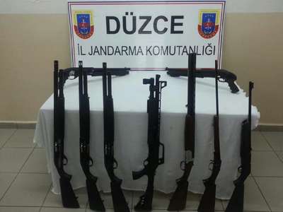 Evden tüfek satışına jandarma baskını