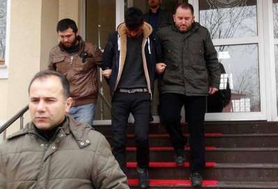 'Cumhuriyet Savcısıyım' diyerek anne ve oğulunu aynı gün dolandırdı