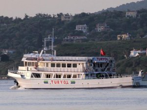 Göçmenlerin iadesine başlandı