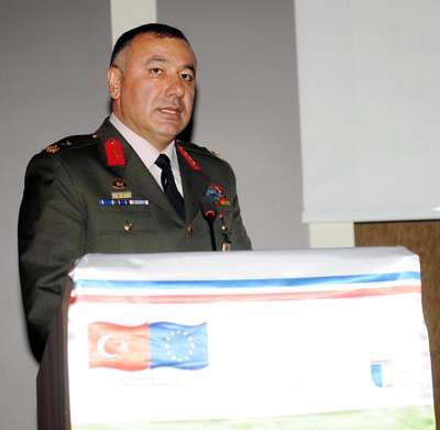 Tuğgeneral Güral Alpar: Türkiye'de kadınların 3'te 2'si şiddet görüyor