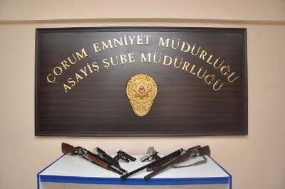 ÇORUM'DA YILBAŞI MAGANDALARI GÖZALTINDA