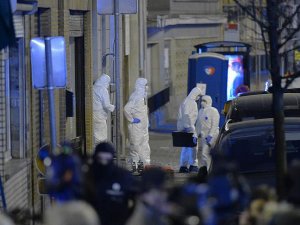 Paris saldırısı şüphelisi yakalandı