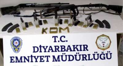 Diyarbakır ve Mardin'de silah operasyonu