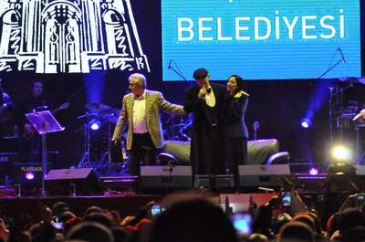 Kayahan ve Nilüfer Sevgililer Günü'nde barıştı