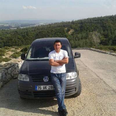 Logar kapağına çarpan otomobil takla attı: 1 ölü