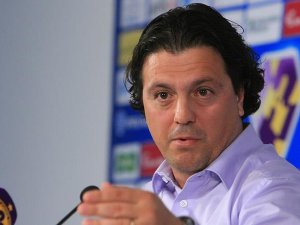 Hakaret ettiği Müslüman futbolculardan özür diledi