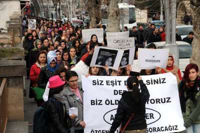 Tokat'ta 'Özgecan' eylemi