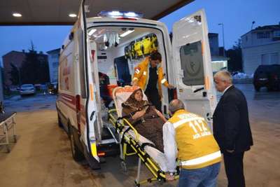 İnegöl'de sobadan zehirlenen 3 kişi kurtarıldı