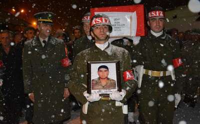 Şehit asker Tatvan'da toprağa verildi