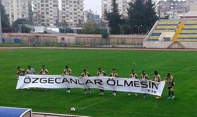 Özgecan için Sevgililer Günü etkinlikleri iptal edildi (2)