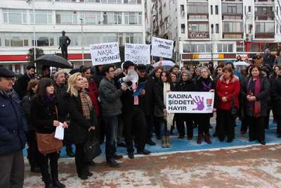 Bolu'da Özgecan'ın öldürülmesine tepki