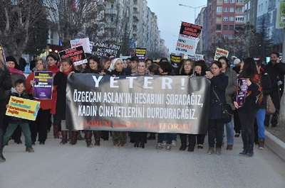 Çorum'da Özgecan Arslan cinayeti protesto edildi