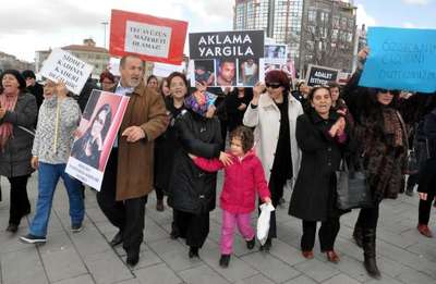 Sivas'ta 'Özgecan Aslan' eylemi