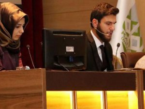 Üniversitede, umre ödüllü bilgi yarışması