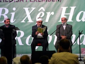 Diyarbakır'da Kürtçe mevlit okutuldu