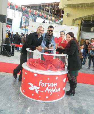 Forum Aydın, aşıklara unutulmaz bir hafta sonu yaşattı
