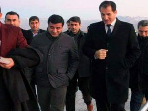 Demirtaş: PKK ile hükümetin bilgisi dahilinde görüşüyoruz