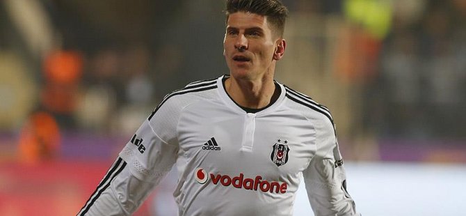 Almanya da Gomez'i konuşuyor