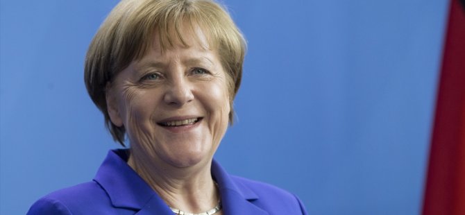 Merkel 7. kez dünyanın en güçlü kadını seçildi