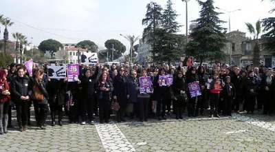 Ödemiş'te Özgecan için çifte eylem