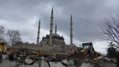 Edirde'de 425 yıllık tarihi han gün yüzüne çıkıyor
